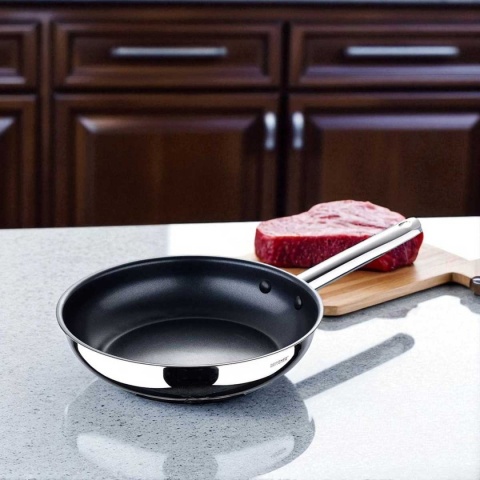 PATELNIA STALOWA 24cm GOURMET LINE BERGNER BG-32161 XYLAN